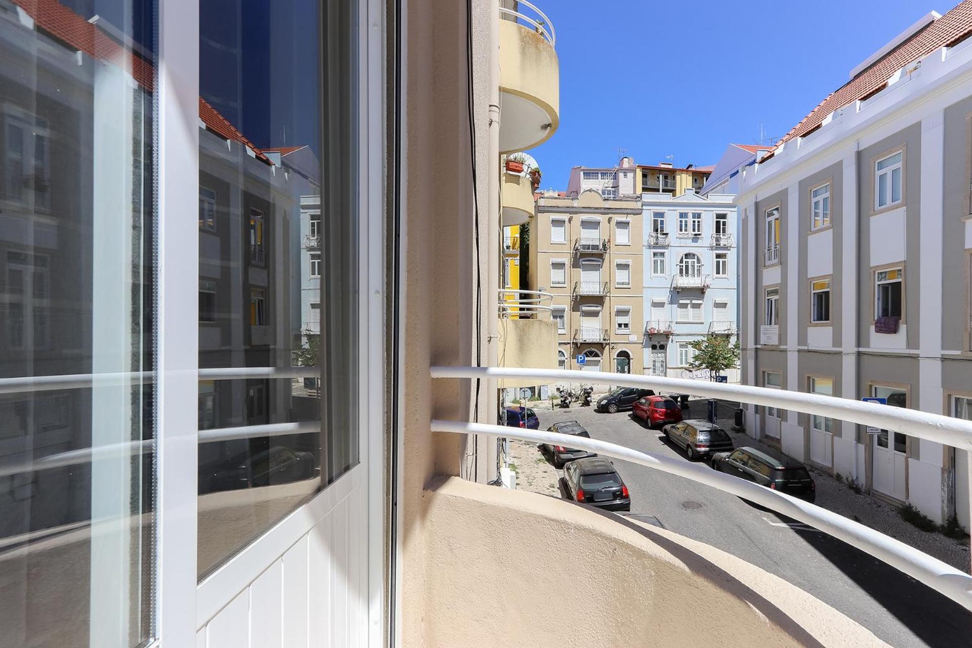 Cozy And Sunny Apartment - Anjos, Lisboa Exterior foto
